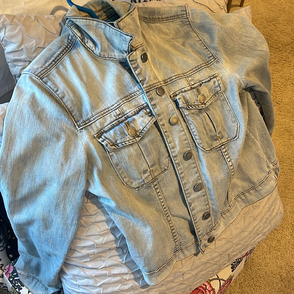 Kut from the kloth Jean jacket